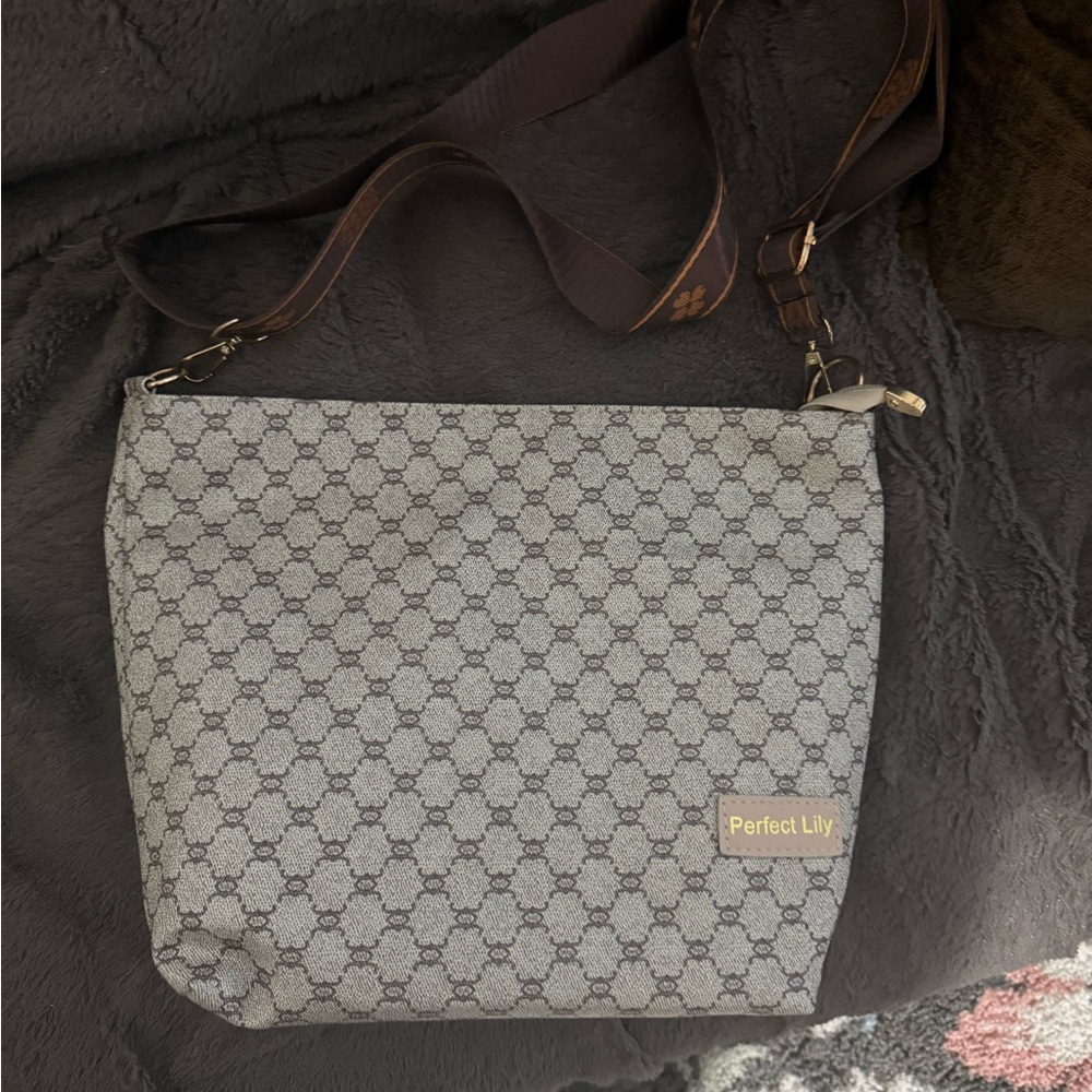 Gray Patterned Shoulder Bag - image 3